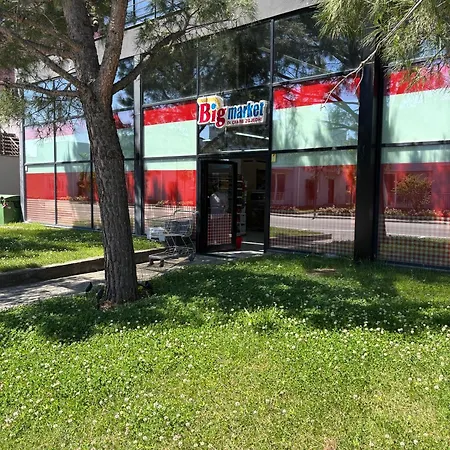 Ressort Touristique Dardania Apartman Shen Ded Gjoni